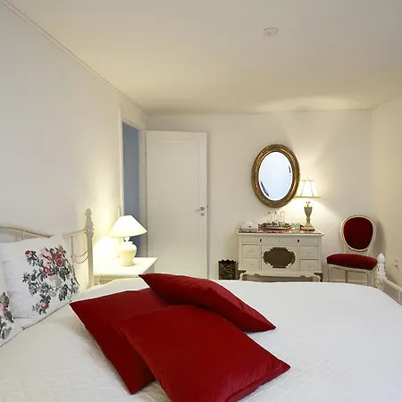 Mollehuset Holiday House Holiday home Thuro By