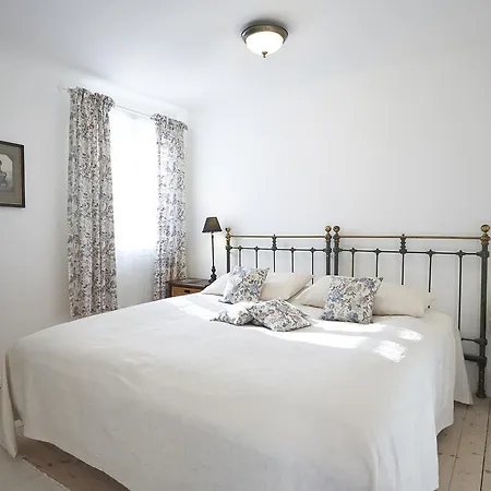 Holiday home Mollehuset Holiday House Thuro By